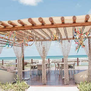 casa-4-suites-beira-mar-praia-de-muro-alto.portodegalinhashotels.com/